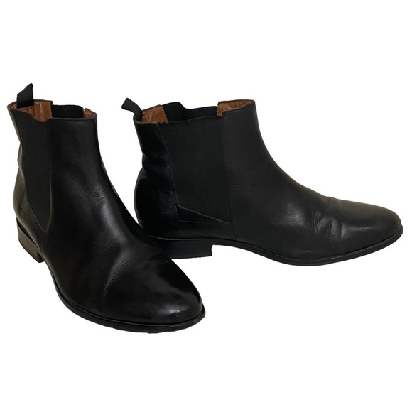 Country Road Black Leather Chelsea Ankle Boots - Picture 3 of 12